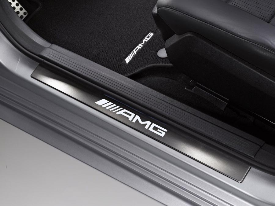  Mercedes-Benz E63 AMG 2010 года  (фото 44 из 57)